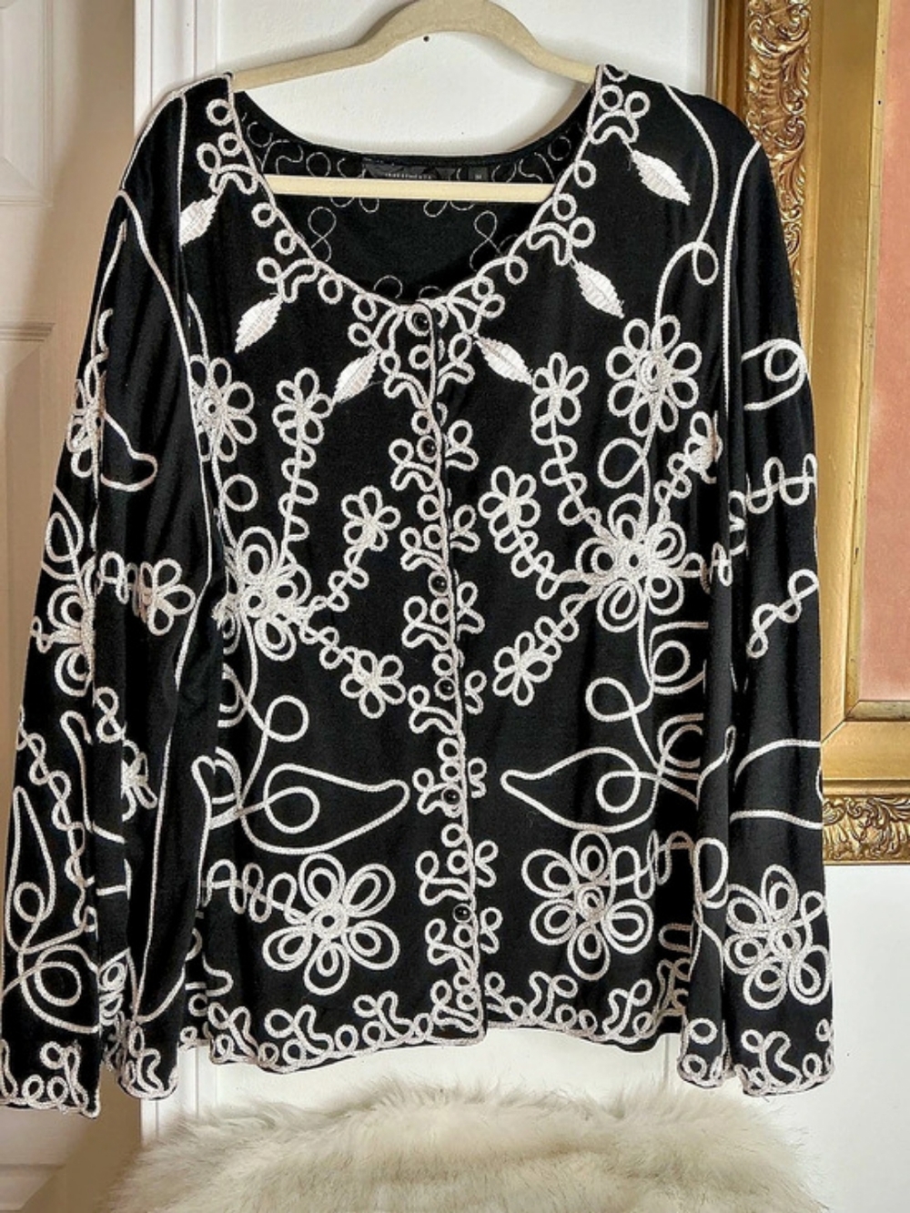 Investments Floral Embroidered Blouse Size 3X